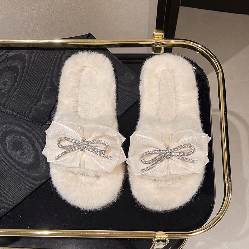 Aphixta 2025 Nouvelles Pantoufles Douces et Chaudes d'Hiver à Fourrure pour Femmes Pantoufles d'Intérieur Chaussures Nœud Papillon en Cristal Décoration Talon Plat Diapositives à Poils