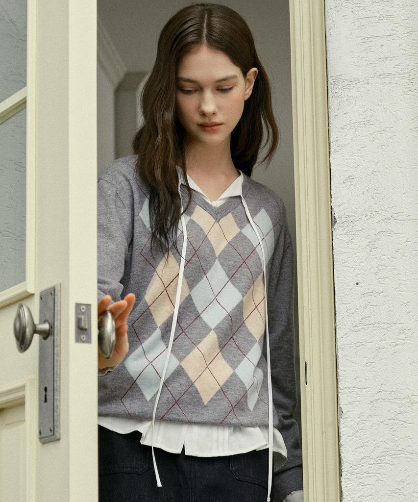 MIND BRIDGE WOMEN [W] V-Neck Argyle Oversized Knit - 2 Colors