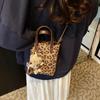 Autumn and Winter Retro Niche Leopard Print Bag Women's New Versatile Messenger Bag Suede Suede Mobile Phone Bag