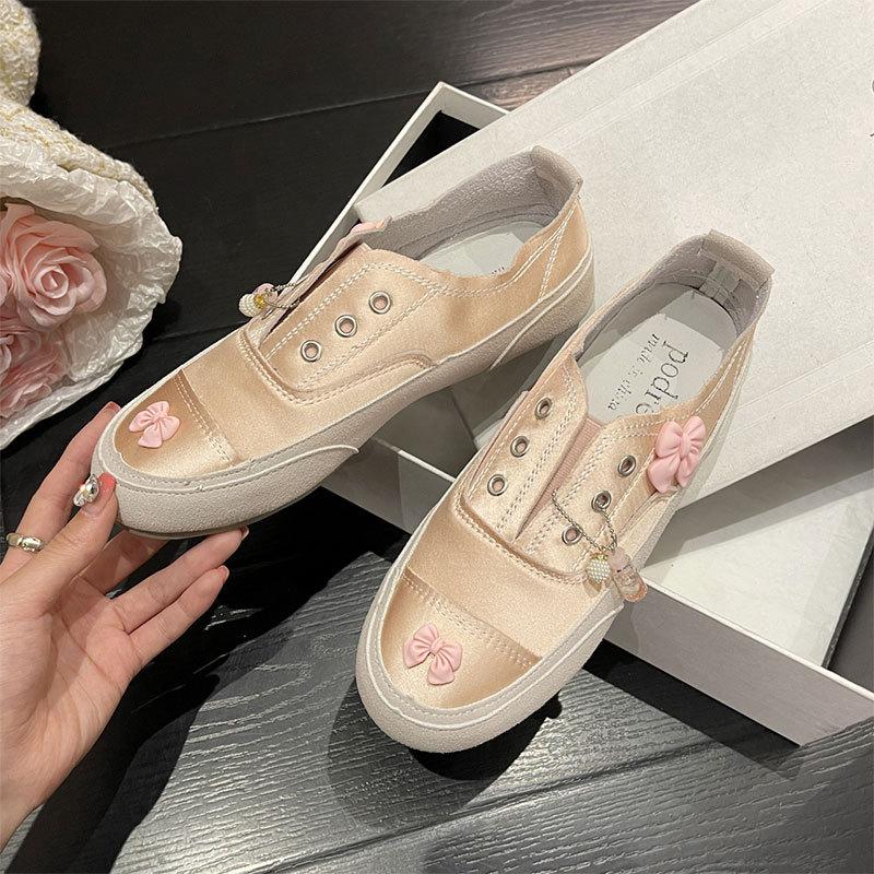 

Маленькие белые туфли на одной педали женские летние новые нишевый дизайн с бантом ретро универсальные туфли на плоской подошве 40