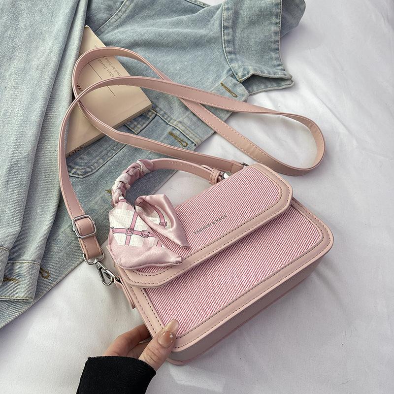 New fashion niche design silk scarf contrasting color flip bag portable shoulder messenger women's bag