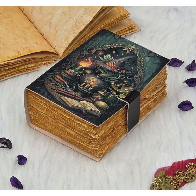 Witch’s Spellbook Journal | Vintage Handmade Magic Grimoire | Lockable Leather Bound Writing & Sketchbook