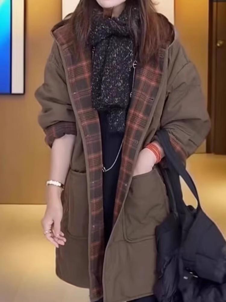 Stylish Women's 2024 Winter Hooded Quilted Cotton Coat – Mid-Length, Thickened, Warm, and Loose-Fitting.