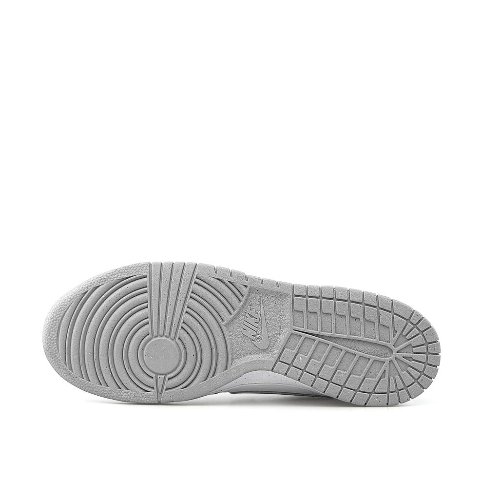 Nike Dunk Moon White Trace Abrasion Resistant Low top Skateboard Shoes Men's White Gray Silver 355152-106(Team1821-)