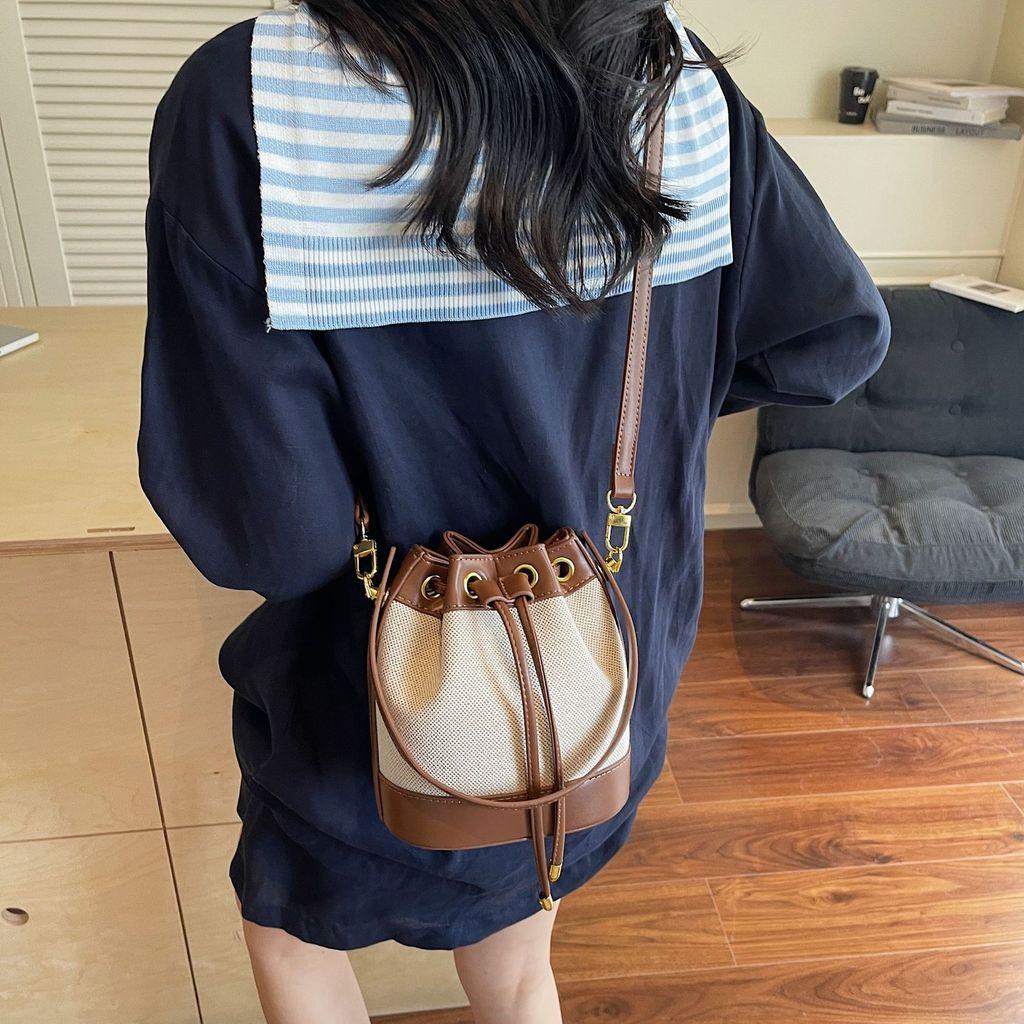 Canvas Bucket Bag For Women With Drawstring Closure And Inner Zipper Pocket For Daily Use