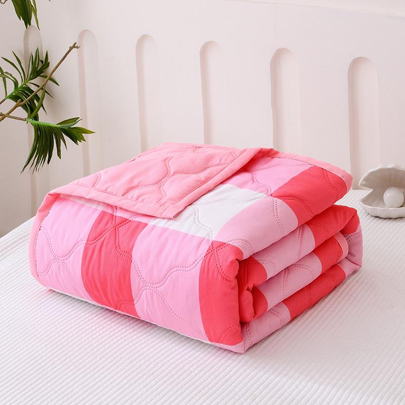 Washed Cotton Summer Quilt - Lightweight, Breathable, Machine Washable