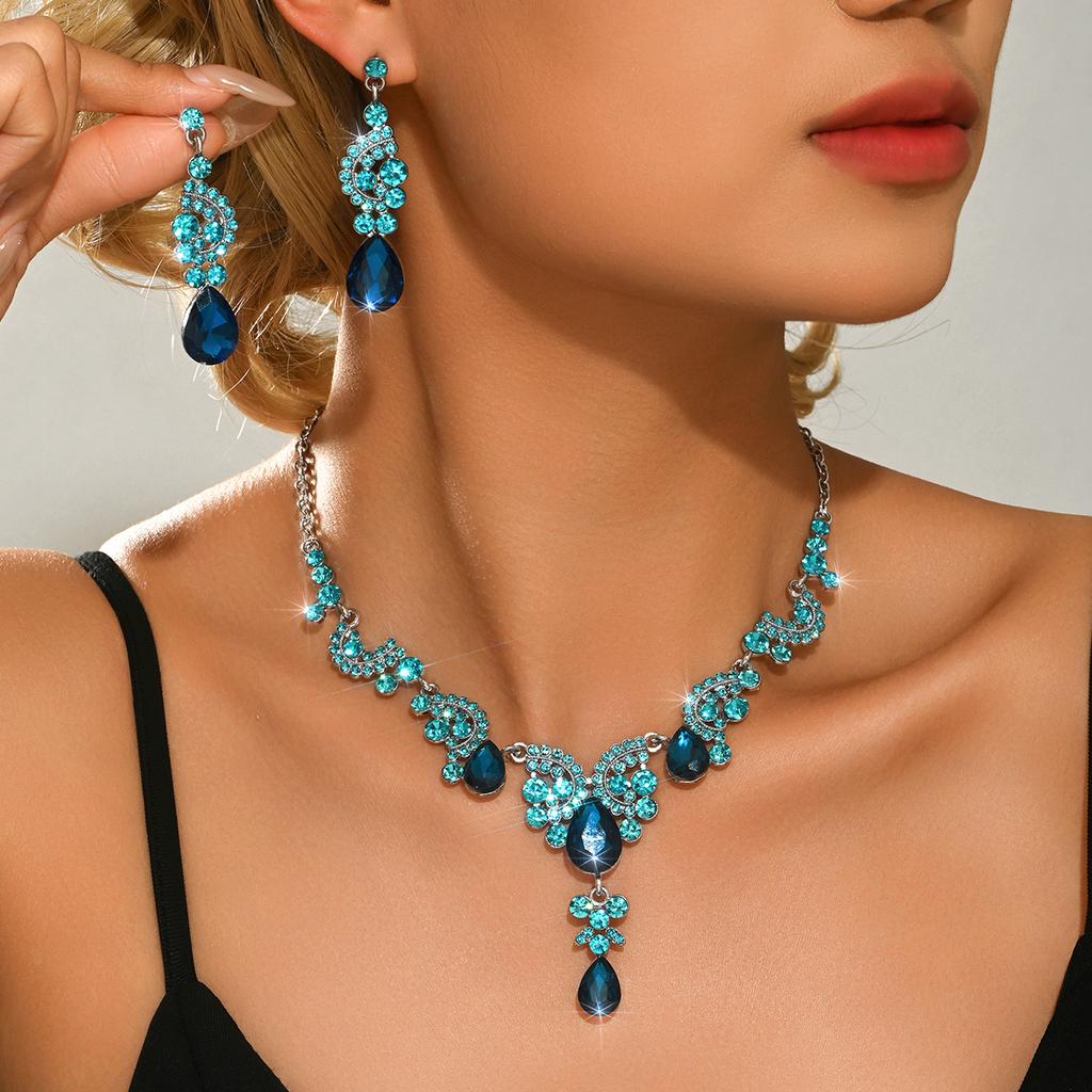 Cross border retro style creative fashion luxury diamond inlaid flower leaf multi-color necklace earring set for women
