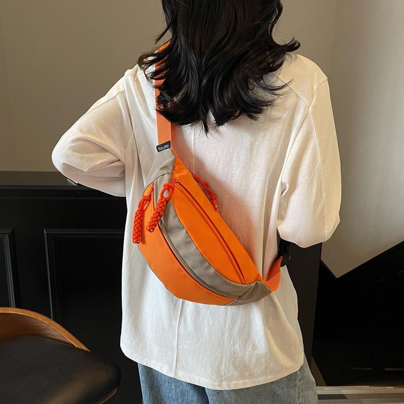 Contrast color breast bag women's casual simple messenger bag female student sports mobile phone fanny pack men