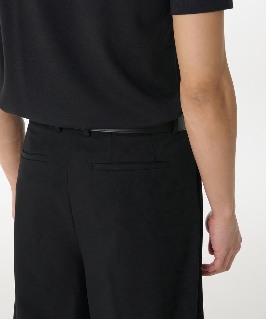 Musinsa Standard Deep Tuck Overlap Wide Hidden Banding Slacks [Black]