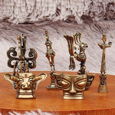 China Sanxingdui Antique Brass Cartoon Robot Figurine Mythical Sculpture Key Chains Pendant DIY Accessories Car Pendant Decor