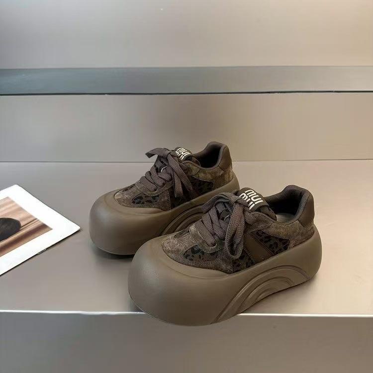 

thick-soled leopard print big-headed bread shoes women s 2025 autumn and winter new casual versatile heightening board shoes muffin sole casual shoes 37 коричневий