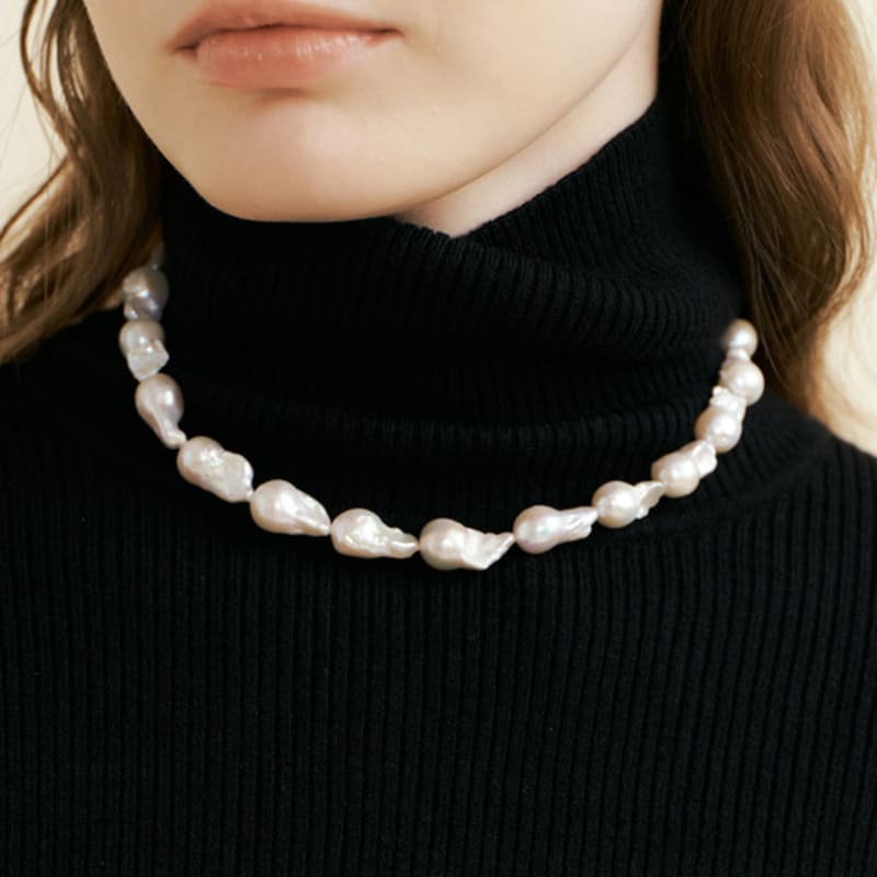 

MATIAS Baroque Necklace Pearl