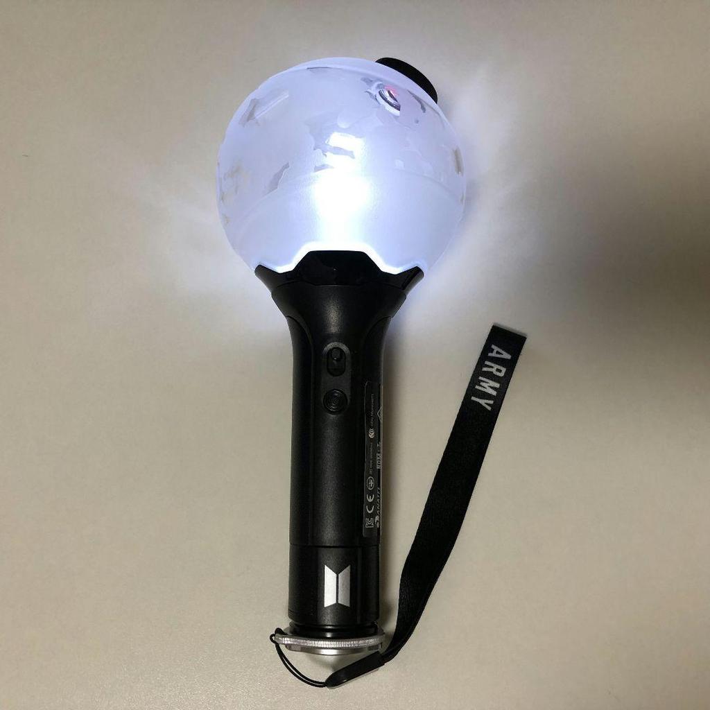 [USED] BTS Light Stick Ver.3 AmiBomb with Trading Card