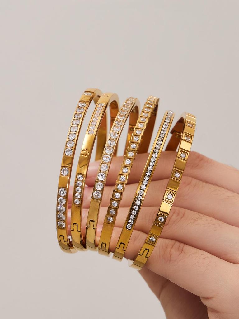 European Classic Zirconia Women's Bracelet: Stainless Steel Design with Rhinestones
