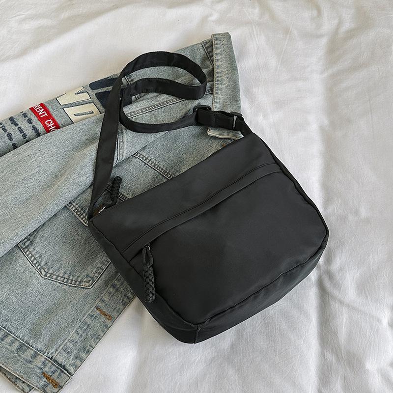 

Корейская версия большой вместительной сумки-тоут Lazy Wind, сумка-мессенджер через плечо для женщин, новая сумка для студентов колледжей 2024 года чёрный