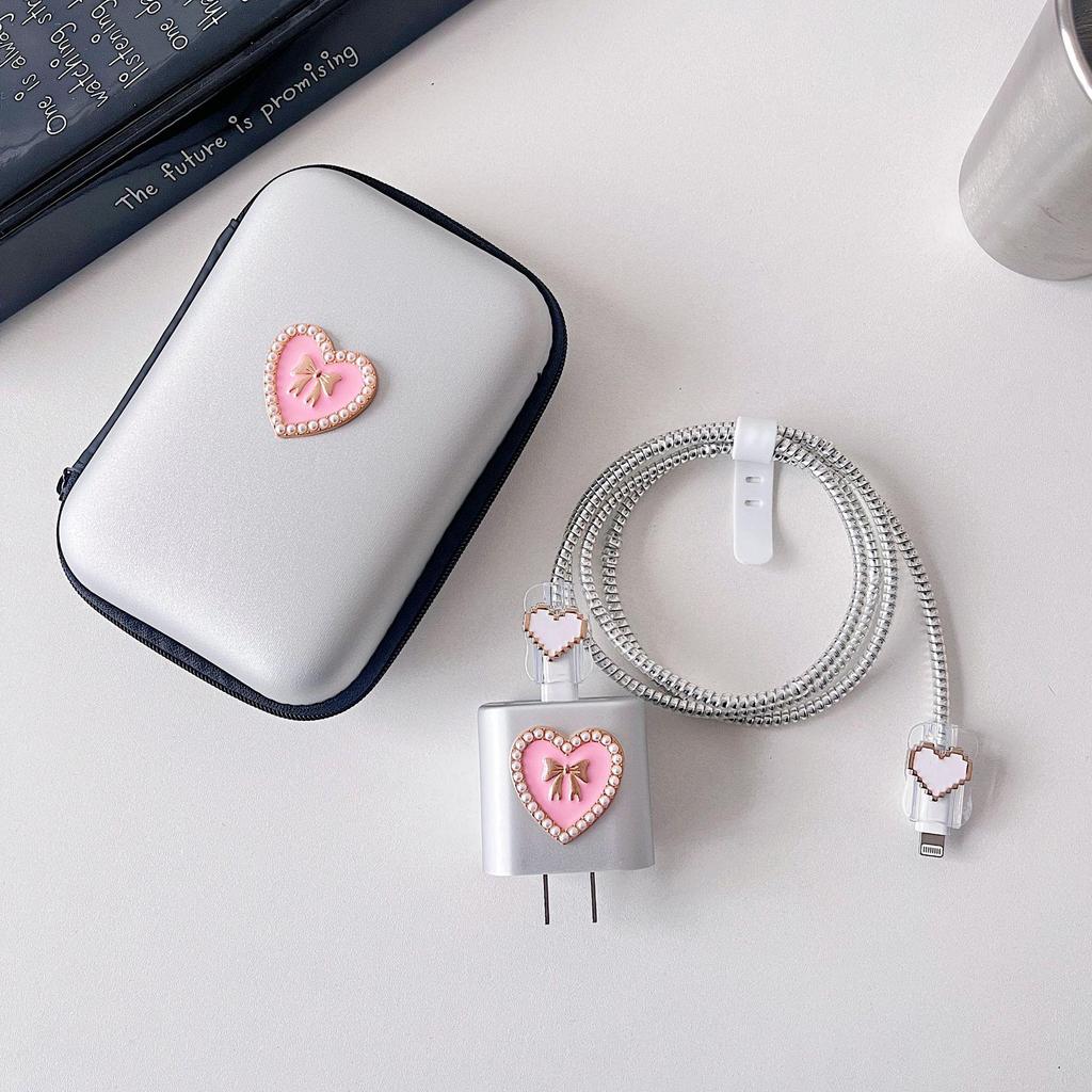 "Cartoon Engel Schutzhülle für Apple 18/20W Schnellladegerät"