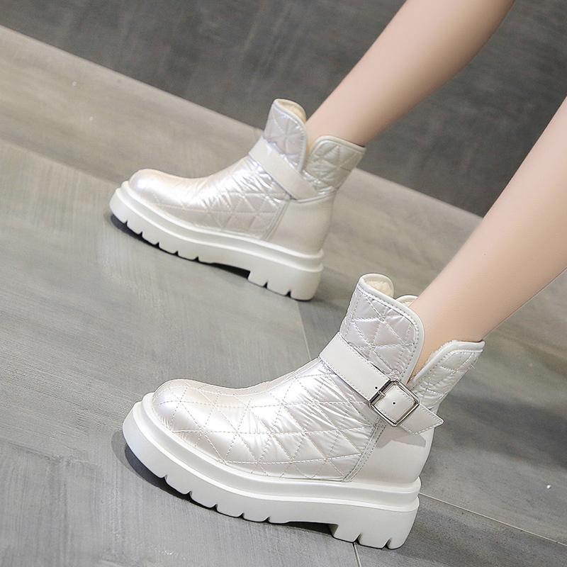 Fashion Women's Snow Boots Thick-soled Winter Warm Plush 2024 Hot Sale Solid Color Outdoors Fashion Women Casual Comfortable Boots