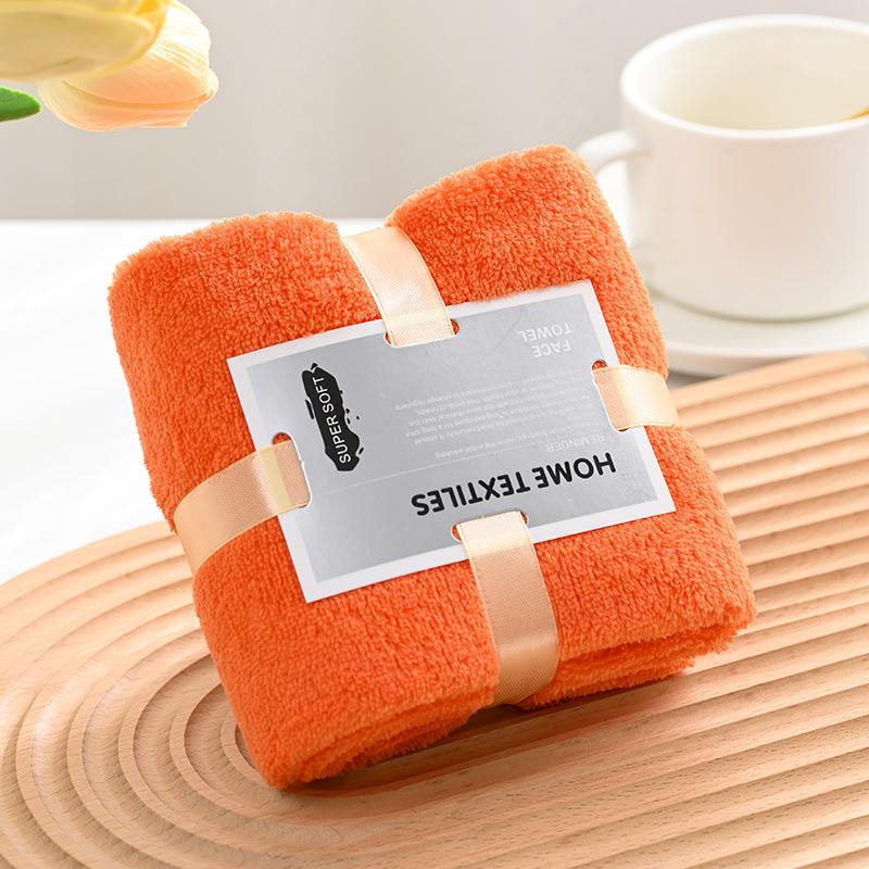 Towel Souvenir Coral Velvet Wedding Gift Box with Square Towels for Wedding Holiday Gifts