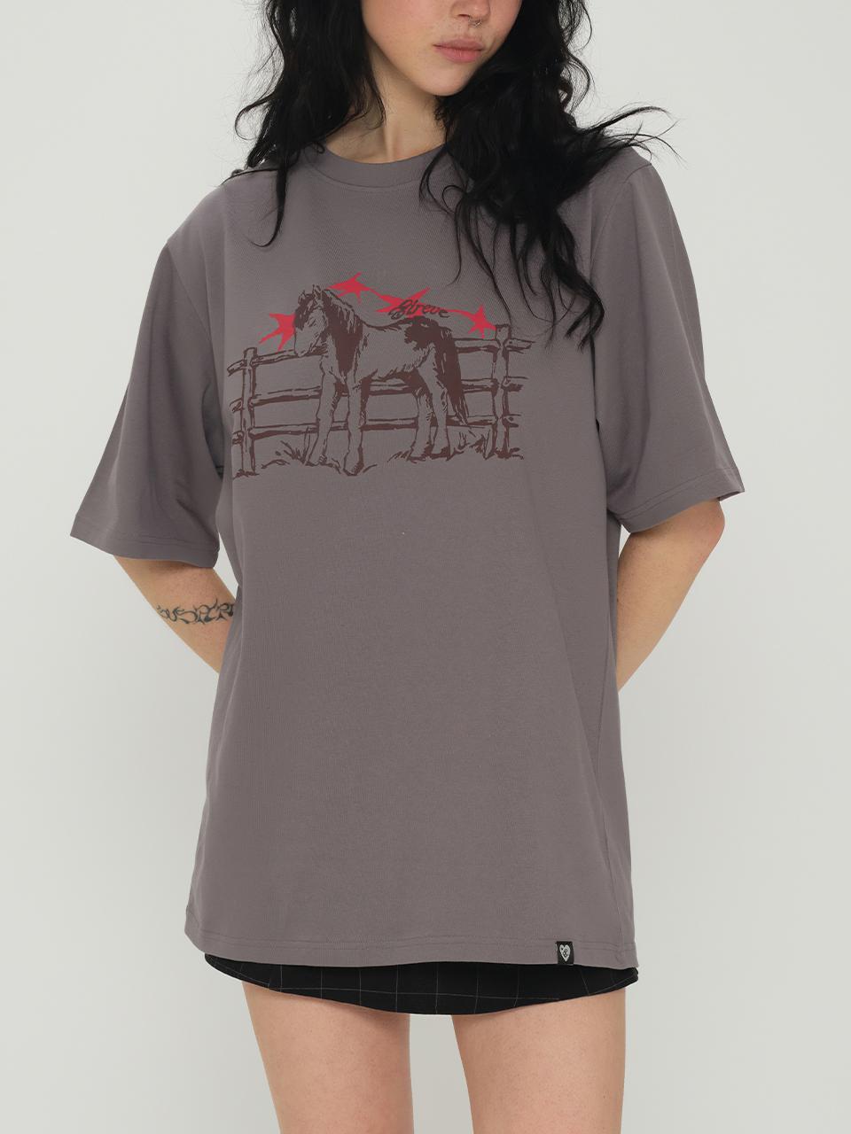 A Reve Graphic T-Shirt (Pony/Charcoal)
