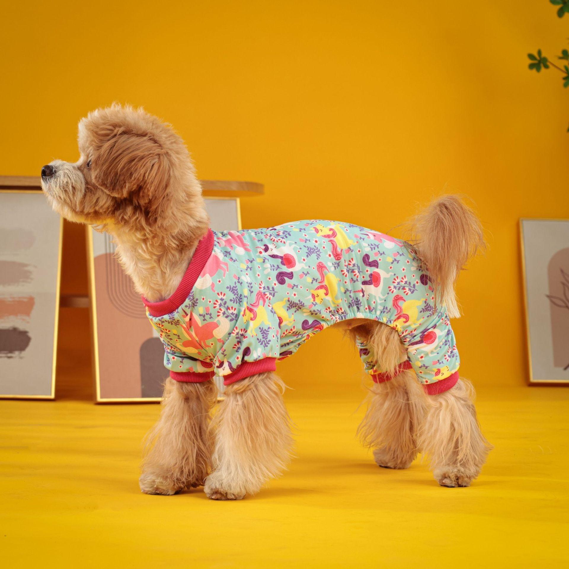 

Dog pajamas, new pajamas, comfortable new dog clothes, four-legged clothes, cute camouflage, warm and trendy XL