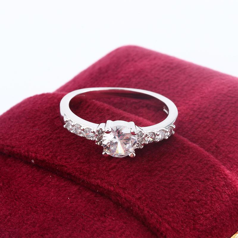 Classic Full Diamond Zircon Shape Silver Ring Ladies Fashion Light Luxury Ring Jewelry Explosive Gift Accessories