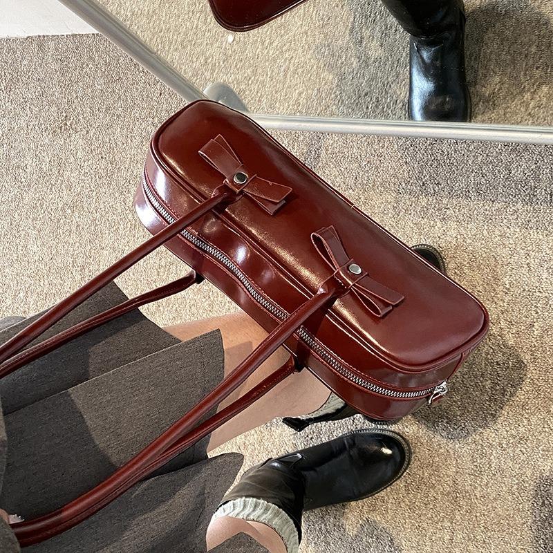 

Жіноча жіноча ретро-сумка Fahson високого класу під пахвами. Модна жіноча сумка для поїздок. Сумка для боулінгу на одне плече. червоний