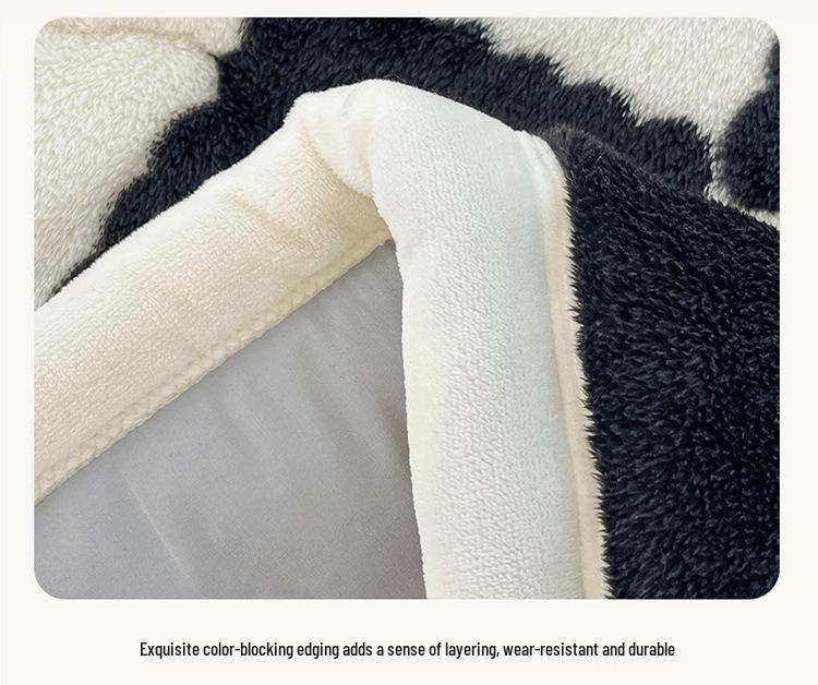 Thickened Coral Fleece Winter Mattress Pad for Dorms and Rentals