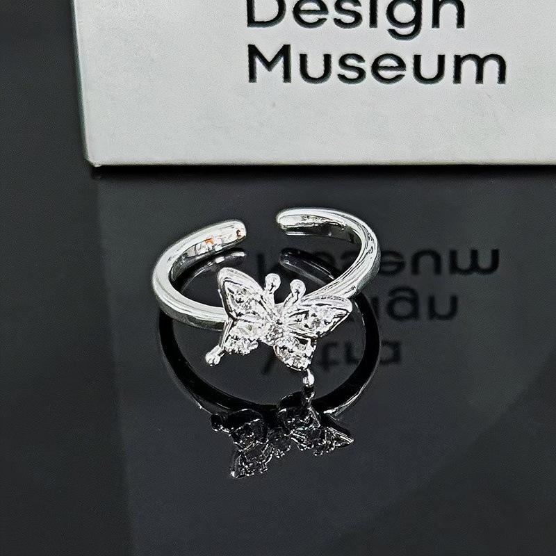 Butterfly Zir*****Pening Adjustable Ring Girls Niche Design Light Luxury High Sense Exquisite Stacking Personalized Ring Adjustable opening