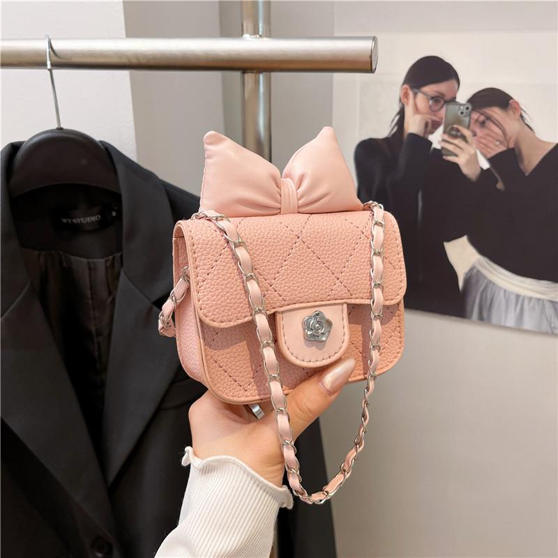 

Новая изысканная и красивая мини-сумка-цепочка ромбовидной формы женская однотонная милая сумка через плечо простая сумка-мессенджер розовый