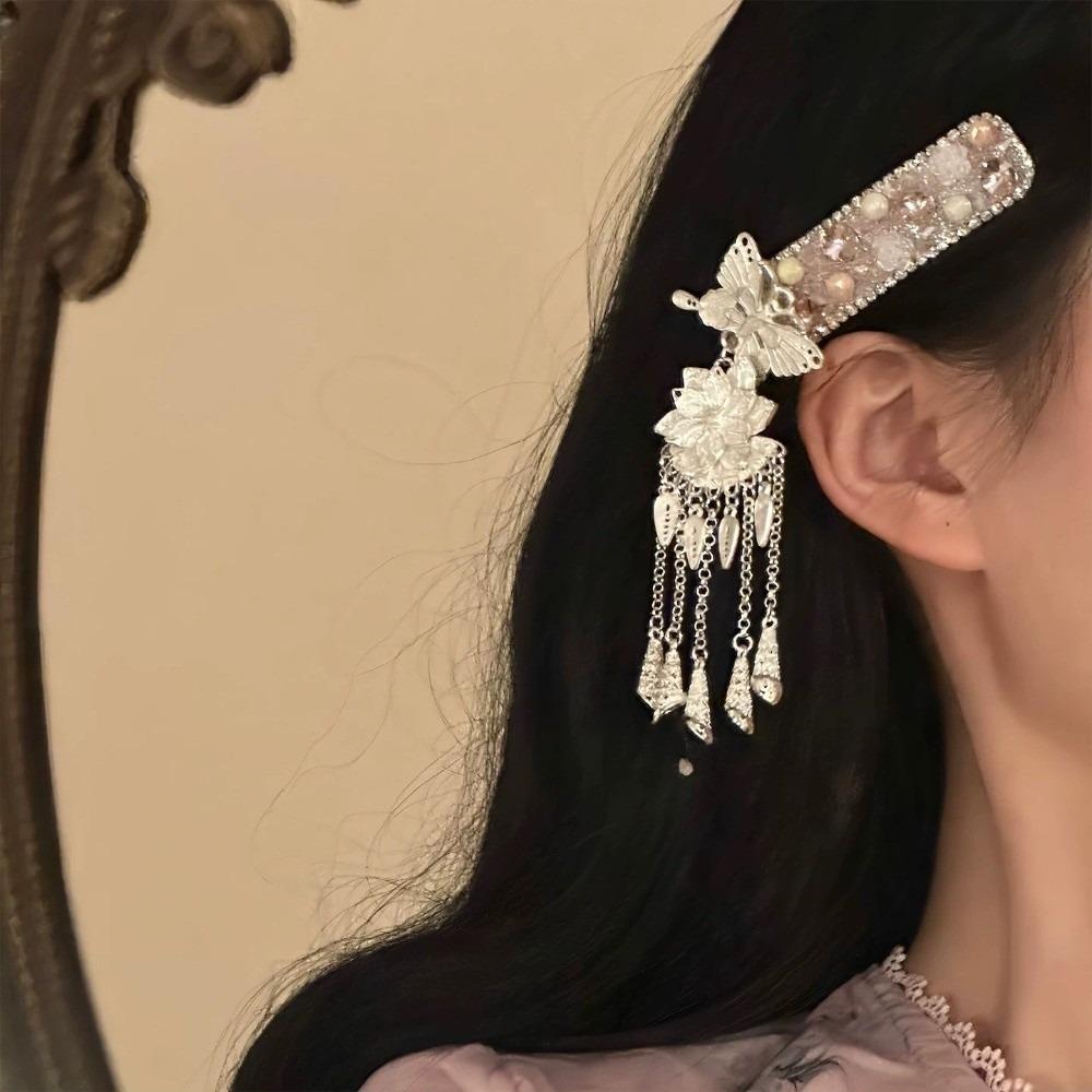 

New Advanced Sense Butterfly Hair Clips Elegant Bangs Side Clips Hair Accessories Party серебряный
