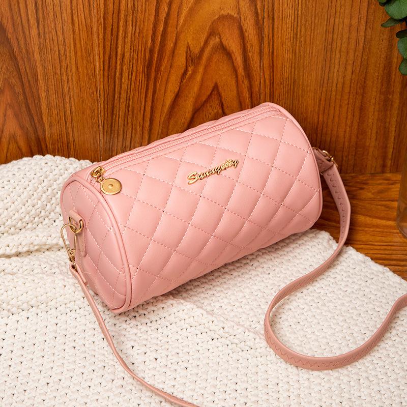 

A women s rhombus embroidered thread cylindrical shoulder change bag, autumn and winter new personalized pig cage bag розовый