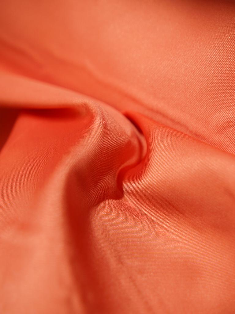 Thick high-quality solid-color heavyweight Mikado fabric suitable for wedding dresses formal gowns and designer clothing fabrics