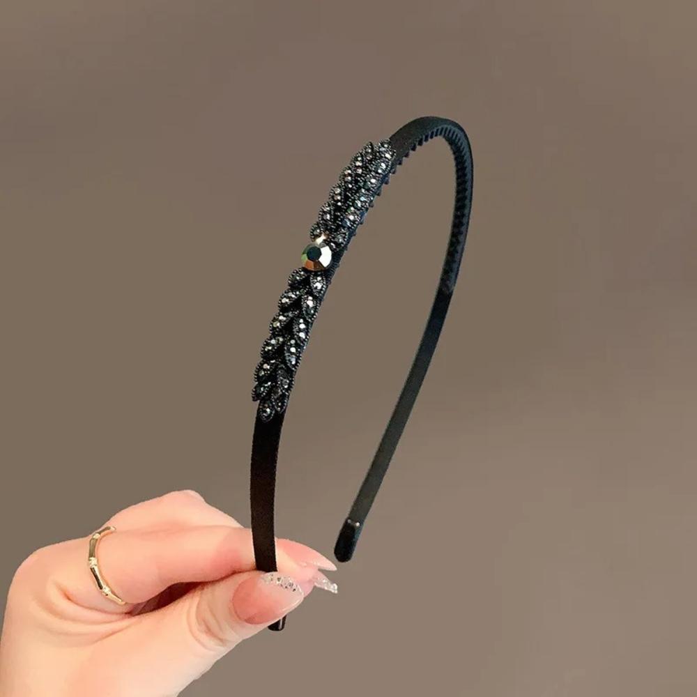 

New in Korean Style Hair Bands Accessories for Women Minimalist Rhinestone Bows Hoop Headband Anti Slip Teeth Women s Headbands