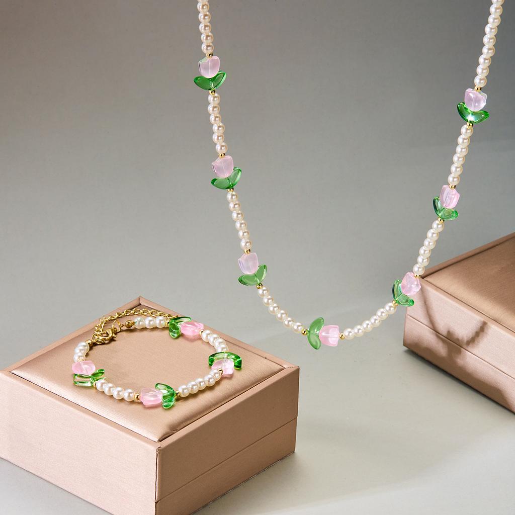 Zartes Tulpen-Imitat-Perlen-Choker-Halsband für Damen Mädchen Süßes Blumen-Grünblatt-Halsband Hochzeitsfeier Schmuck Geschenk