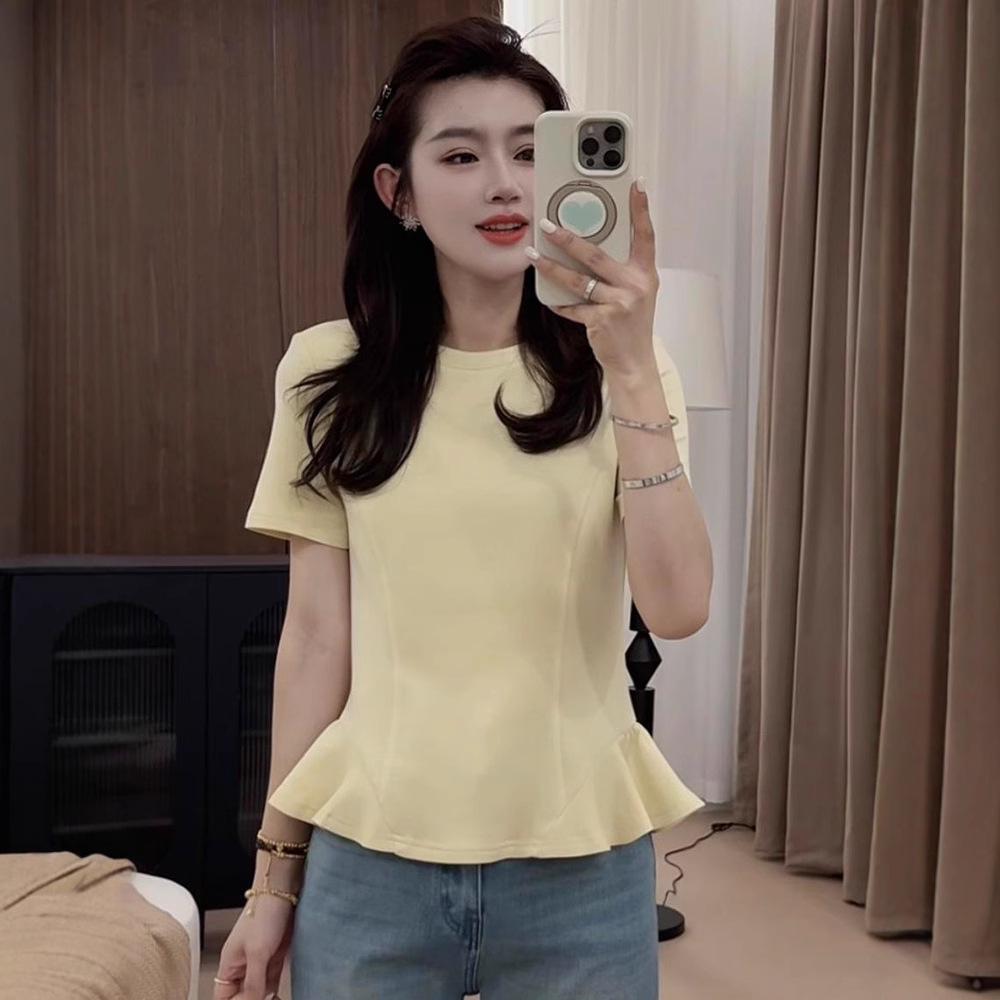 

Women s Irregular Ruffle Short Sleeve Top - 2025 Summer Design, Versatile Belly-Covering, Age-Defying Round Neck Shirt M