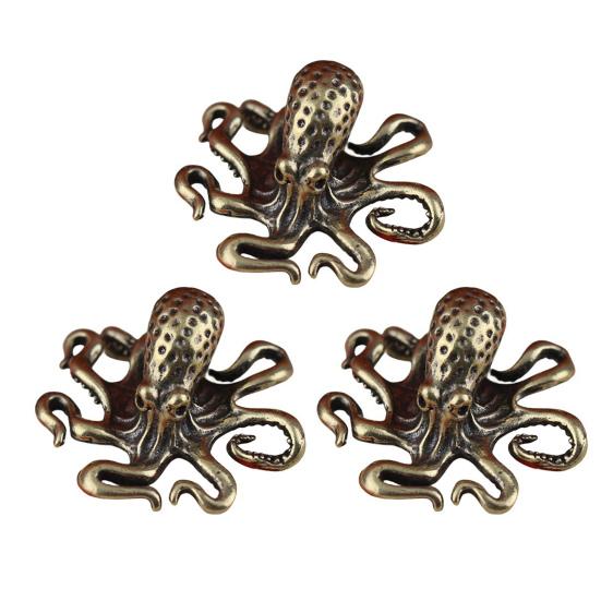 1/2/3/4Pcs Brass Octopus Figurine Metal Carving Octopus Statue Sea Animal Sculpture Feng Shui Decoration Home Office Desktop Ornament