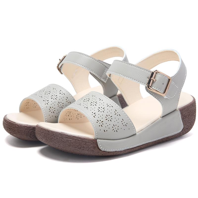 

Женские бежевые босоножки на толстой танкетке повседневные коричневые босоножки на платформе для увеличения роста для мам больших размеров 44 серый