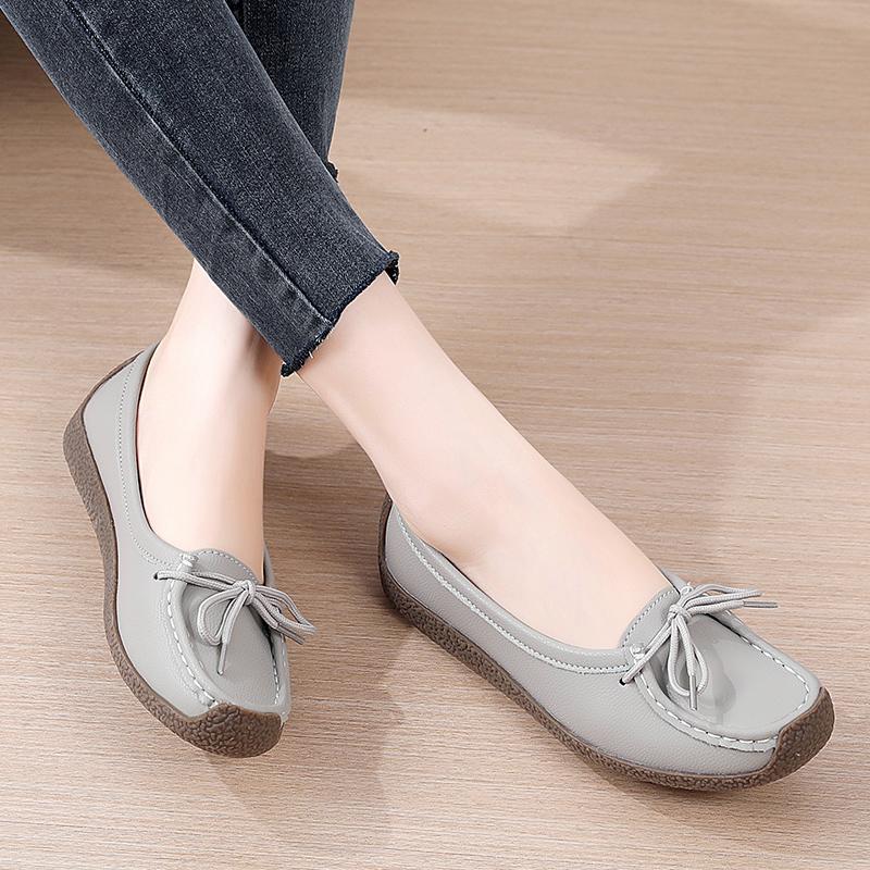 Women's Loafers Leather Driving Moccasins Comfort Flats Casual Slip On Walking Minimalist Shoes for Mother