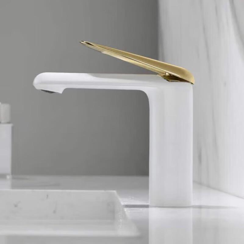 TLXT Single-Handle Bathroom Faucet, White & Gold