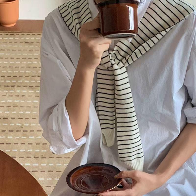 Women's Air-Conditioned Shawl: Spring/Autumn Knit Wrap, Internet Celebrity Summer Shirt, Knot Woolen Scarf, Small Shoulder Cover, Skirt Accessory