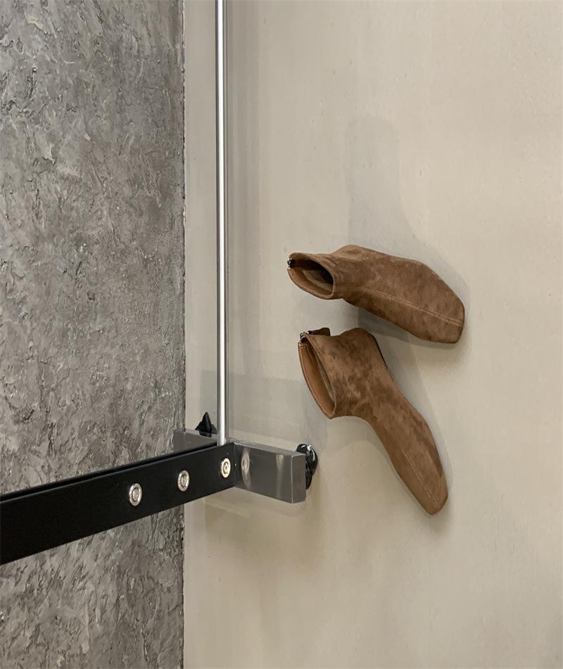 

Niche design sense 2025 autumn and winter new Korean version retro thin thick heel versatile brown short boots women 39