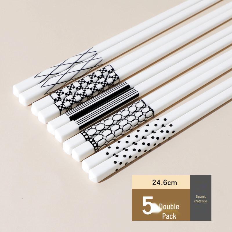 Nordic Hepburn Ceramic Chopsticks: Moisture-Proof, High-Temperature Resistant, Creative Single-Use Tableware.