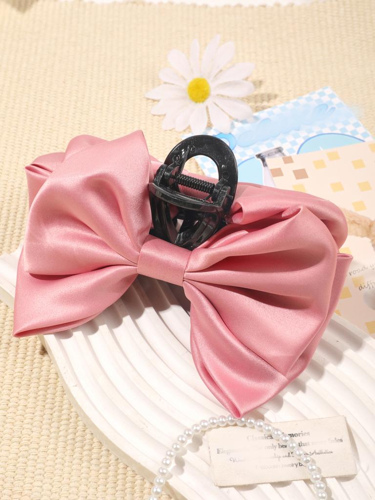 Fashion Satin Large Bow Hair Claw Clip for Women Korean Version Of Solid Color Butterfly Hair Barrettes Accessories Headwear