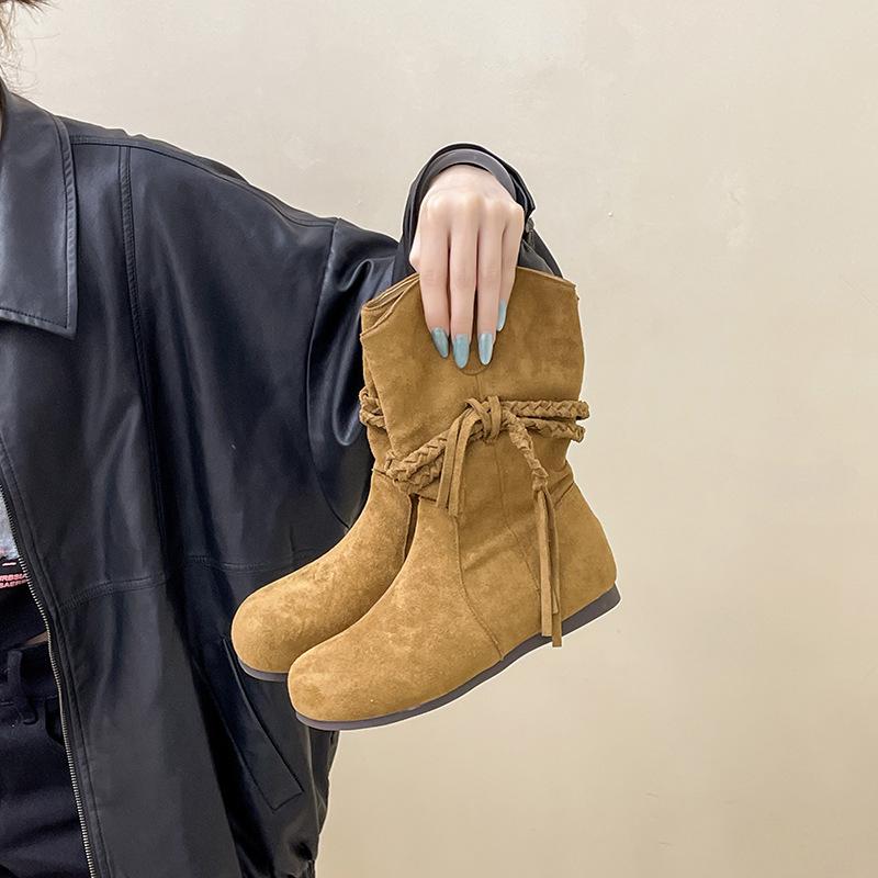 European and American temperament retro versatile round head medium boots women's 2025 autumn and winter new niche straps personalized Martin boots
