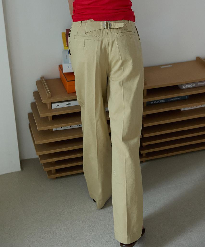 Opeundoeoseutyudio Basic Back Point Pants Beige