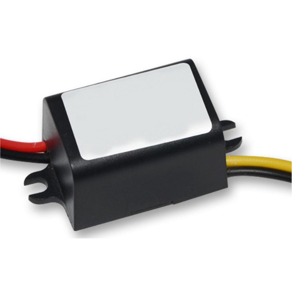 DC-zu-DC-Wandler 12V zu 6V Abwärtswandler 3A Ausgang Effizientes Modul für Bordausrüstung