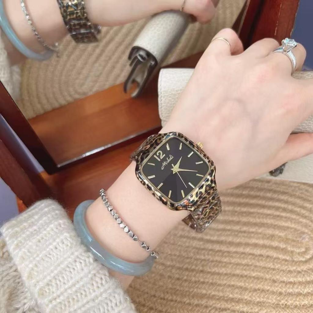 Leopardenmuster Stahlband Quadratische Uhr Damen Großes Zifferblatt Trendige Marke Mode Persönlichkeit