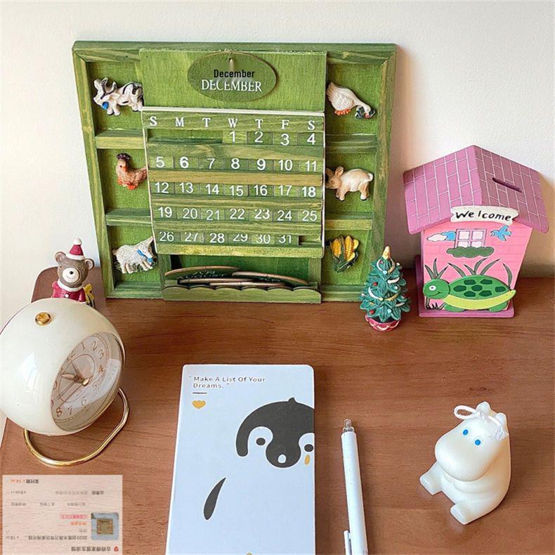 Green Series Wooden Perpetual Calendar: Birthday Gift & Creative Pastoral Decor for Office or Friends