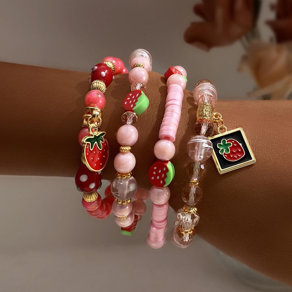 Strawberry Pendant Beaded Bracelet Set With Crystal Glass For Womens Fashion Accessories