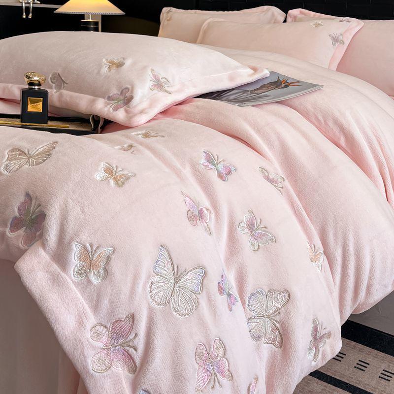 G5Z Luxurious Winter Fleece Bedding Set - Double-Sided Four-Piece: Bed Sheet, Duvet Cover, Flannel Coral Fleece